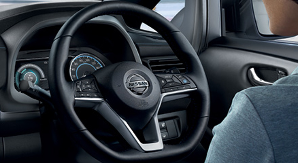Nissan Leaf Heated Steering Wheel